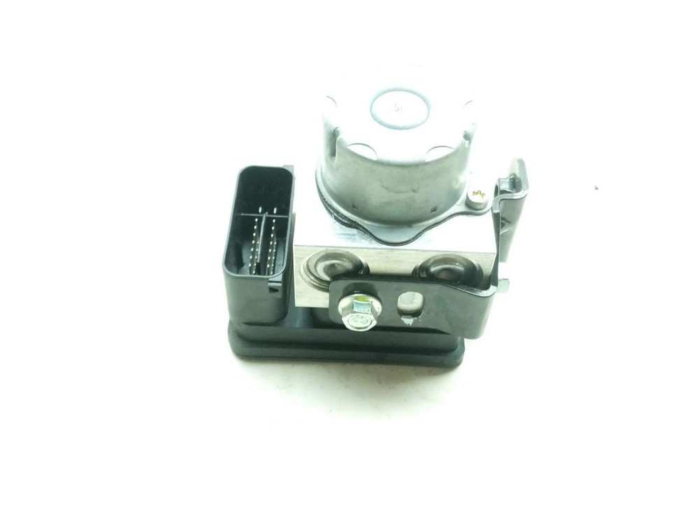 22 CFMoto 300NK ABS Pump Anti Lock Brake Control Module Unit