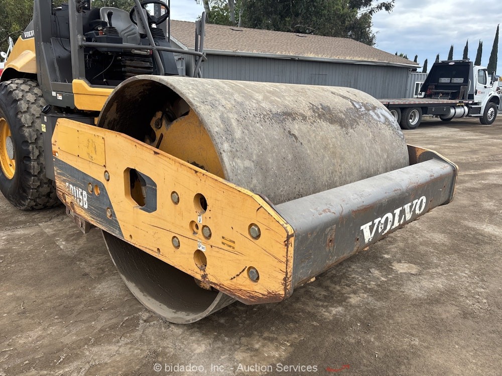 2016 Volvo SD115B 84" Smooth Drum Vibratory Ride On Roller Compactor bidadoo