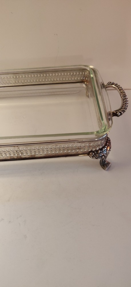 Wm Rogers Silver plated Casserole With Pyrex Glass Insert