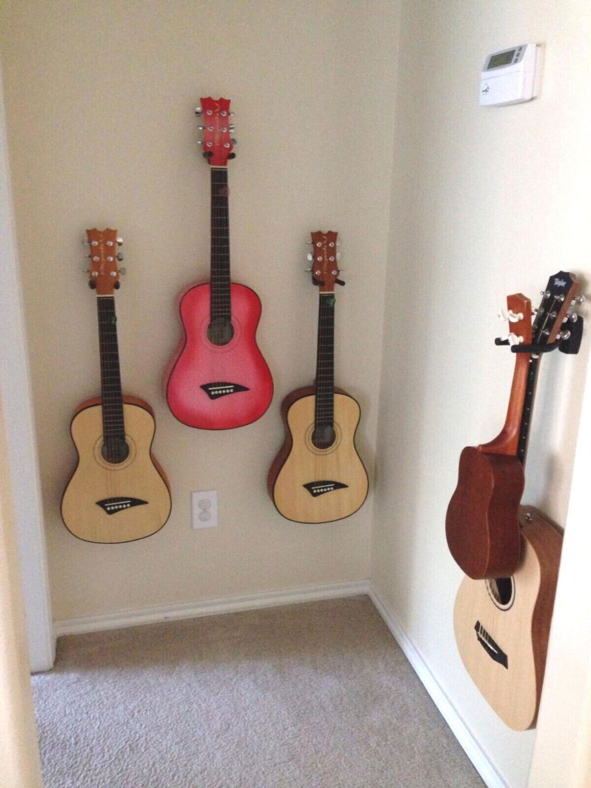 3-PACK Guitar Hanger Hook Holder Wall Mount Display Acoustic or Electric. GRJ-Q3