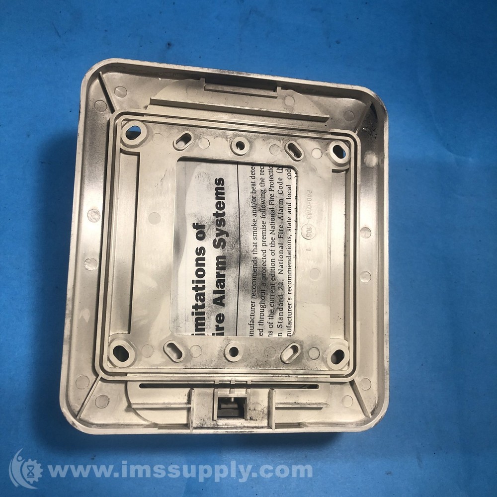 Strobe S241575W 24 Volt White Wall Mount Strobe Light FNOB