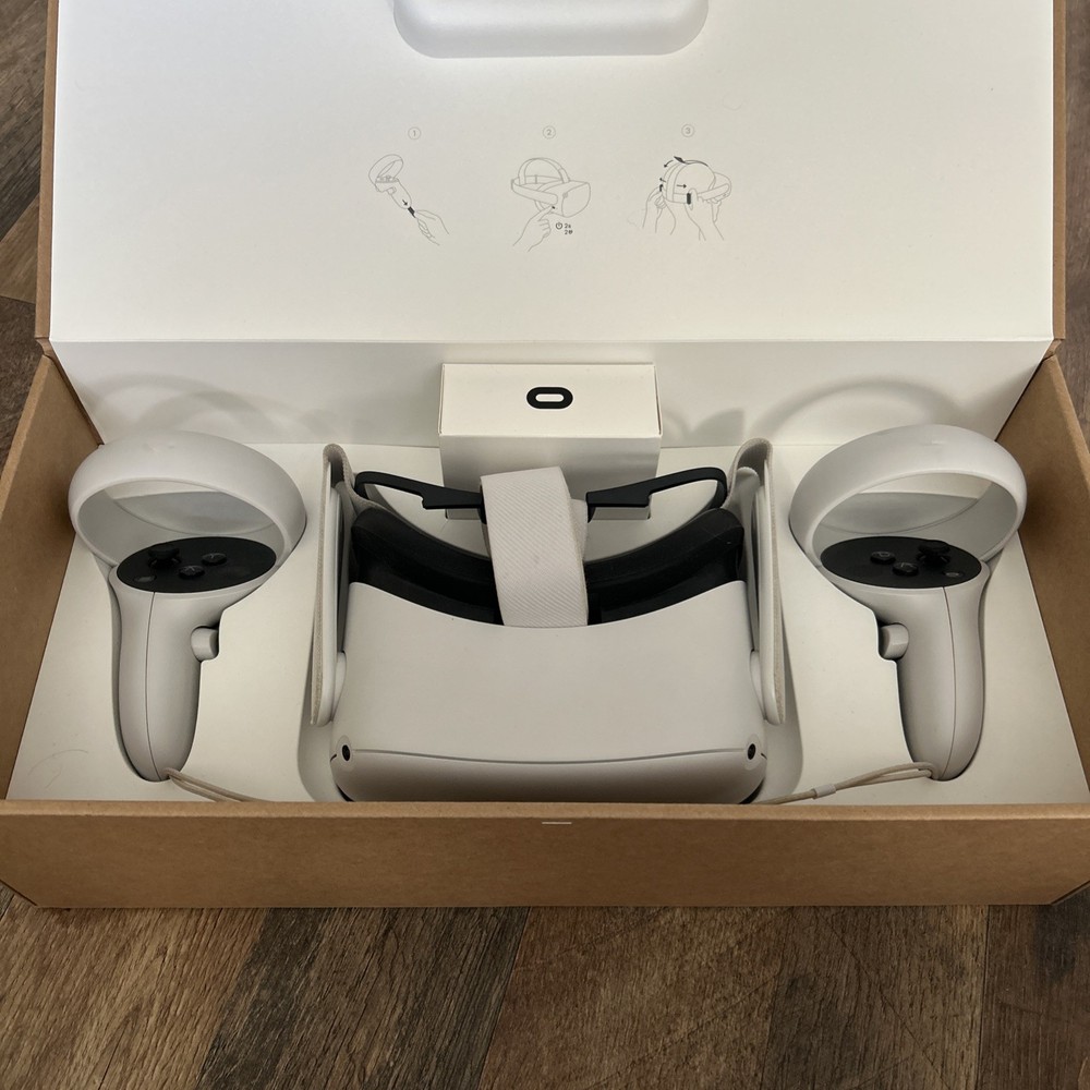 Meta Quest 2 - 256GB Set w/ Controllers - Great Condition