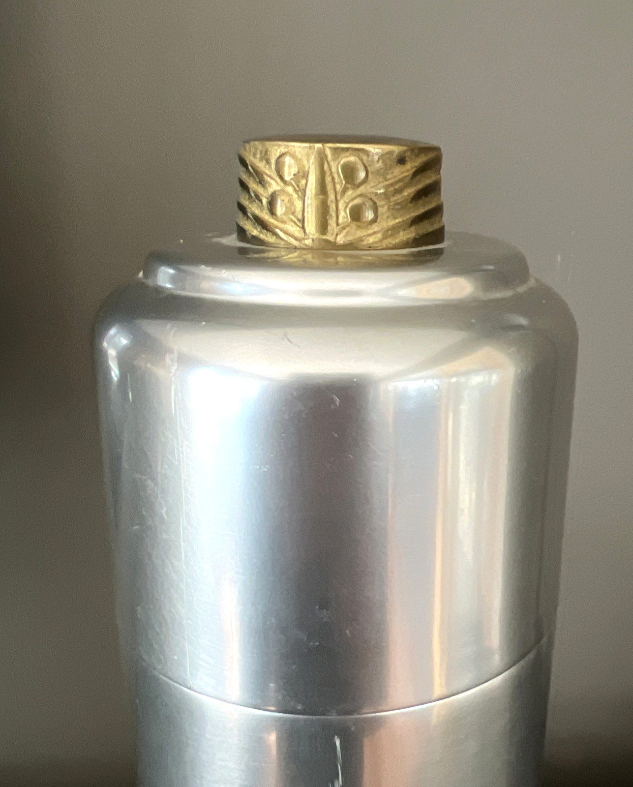 VTG. 1930's ART DECO KENSINGTON ALUMINUM BRASS COCKTAIL SHAKER by LURELL GUILD