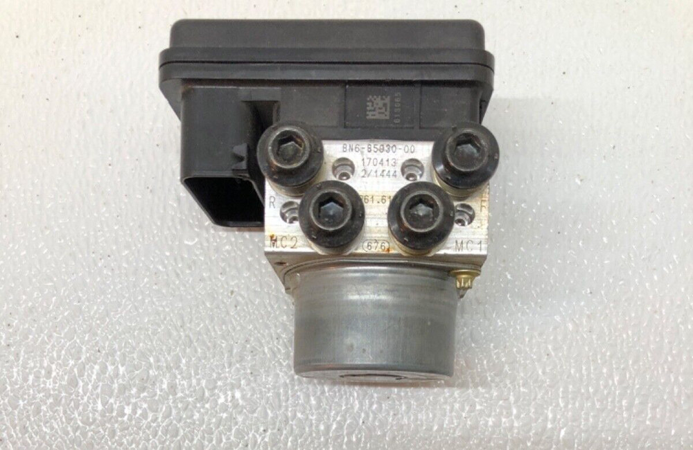 OEM 2017-2020 Yamaha YFZR6 ABS Hydraulic Pump Control Controller Box Unit Module