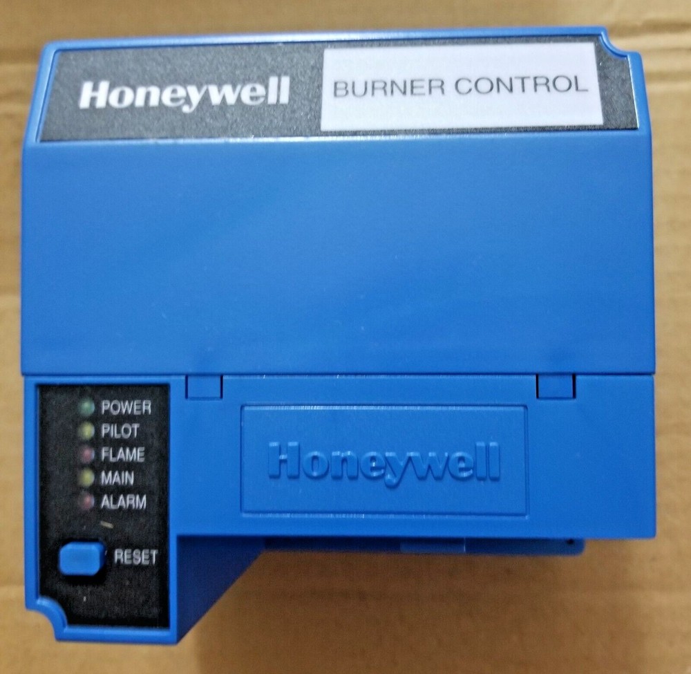 Honeywell RM7897A1002/ RM7897 A 1002 Automatic Programming Control **New **