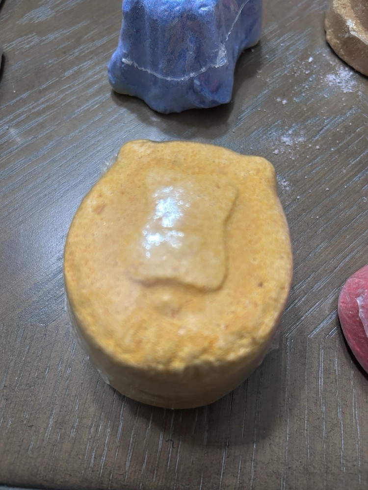 fragrant jewels bath bombs