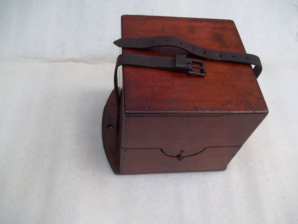 Antique Chronometer Guard Case