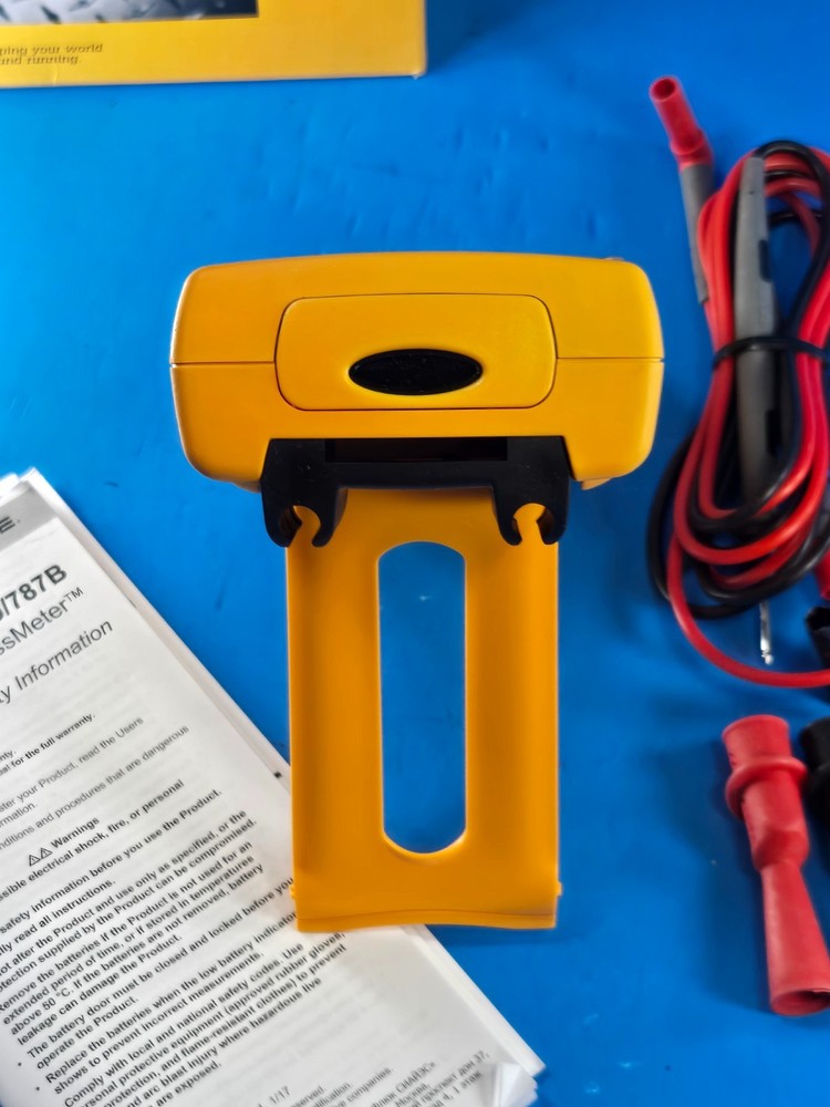 Fluke 789 Processmeter NEW