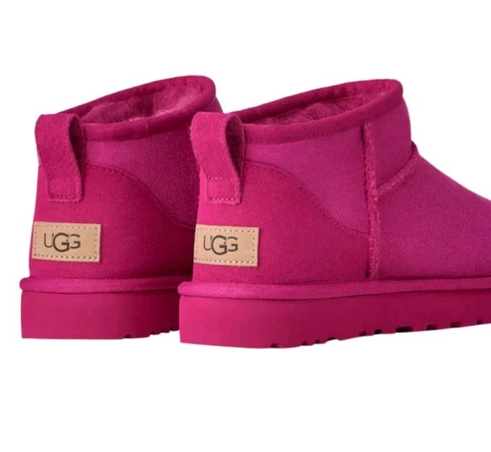 Women's UGG Classic Ultra Mini Suede Boots Dark Peony Size 10 New