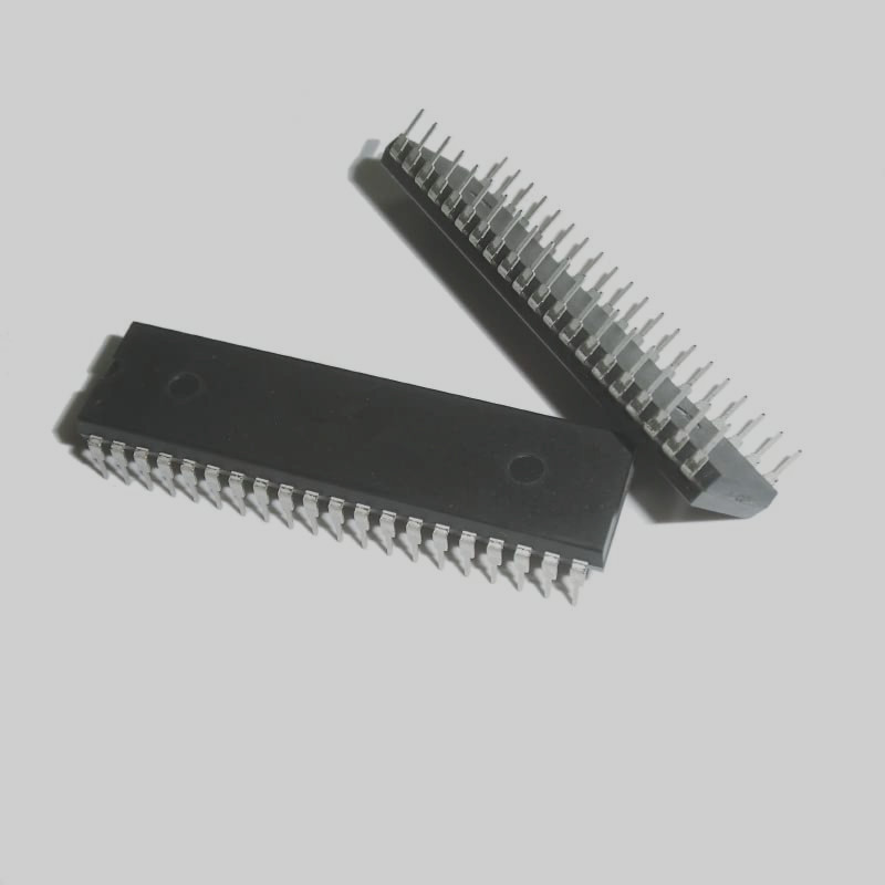 Cypress CY2901CPC 4-BIT, BIT-SLICE MICROPROCESSOR, PDIP40 ( qty 1