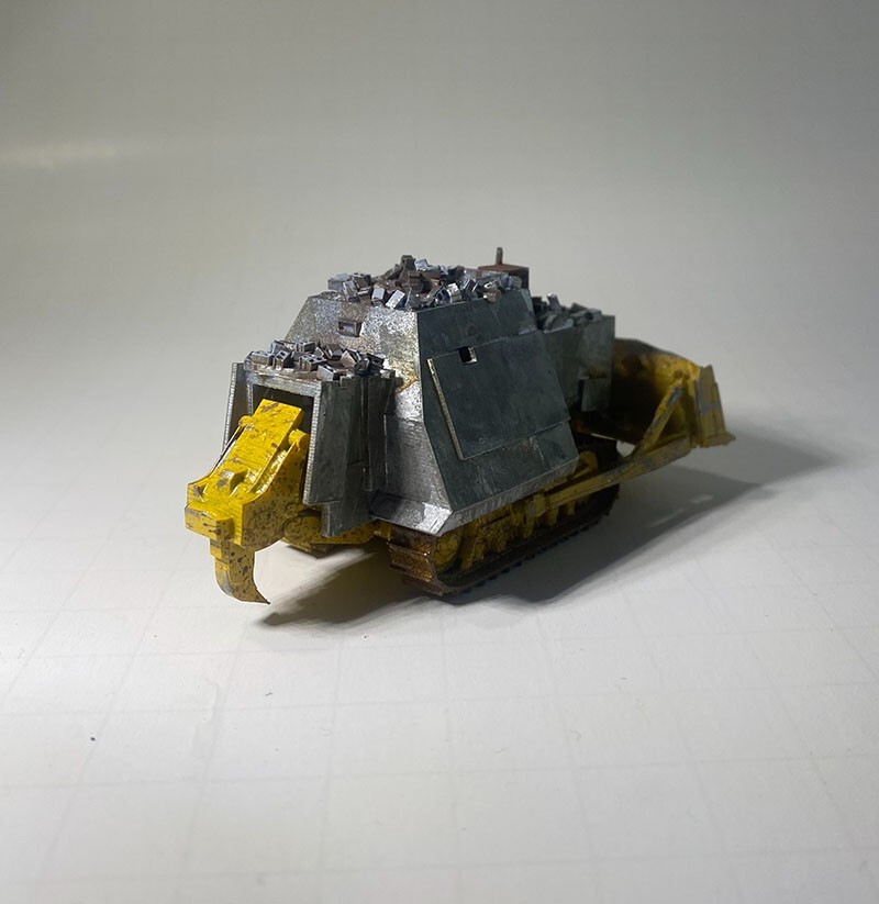 Komatsu D355A bulldozer Killdozer hotwheels scale