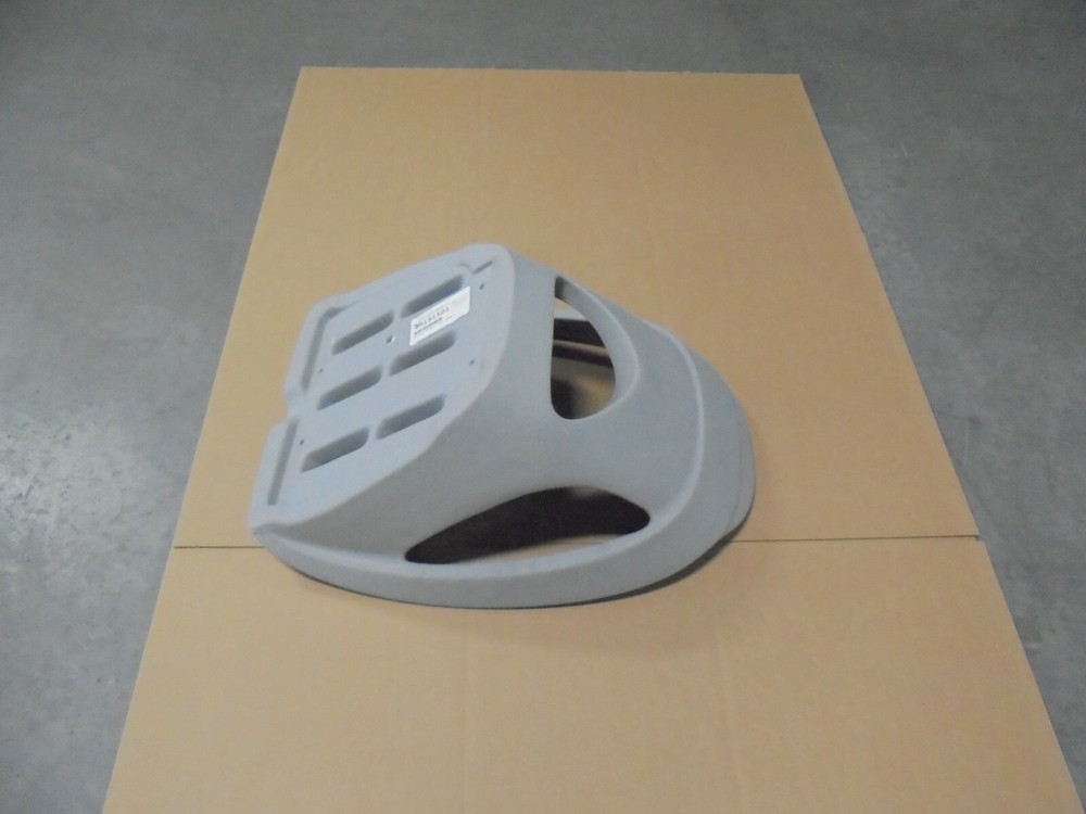 TROPHY BUCKET SEAT – GRAY
