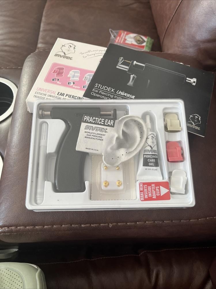 Universal Ear Piercing Instrument Kit