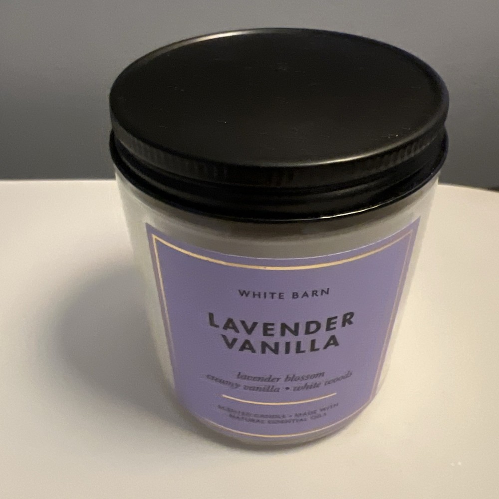 White Barn Lavender & Vanilla Single Wick Candle 8oz