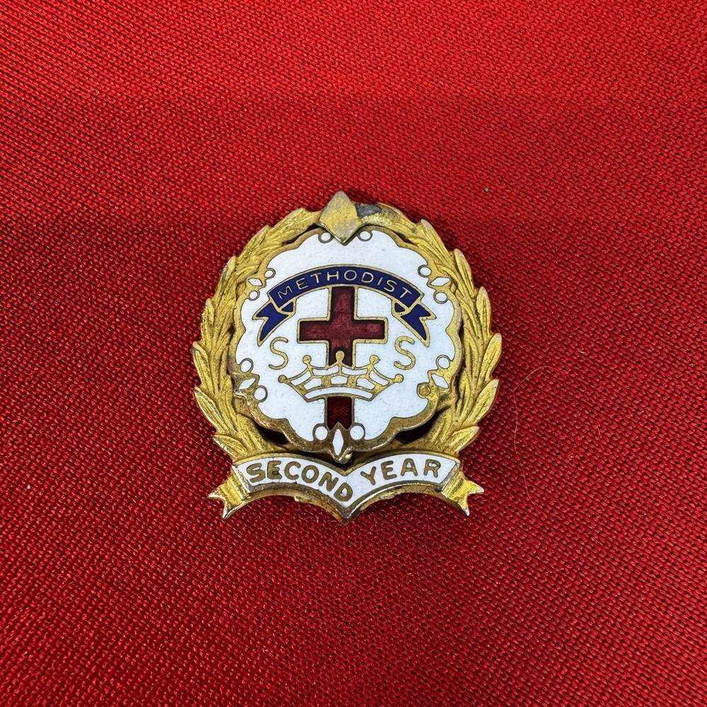 VINTAGE GOLD FILLED METHODIST SECOND YEAR PIN