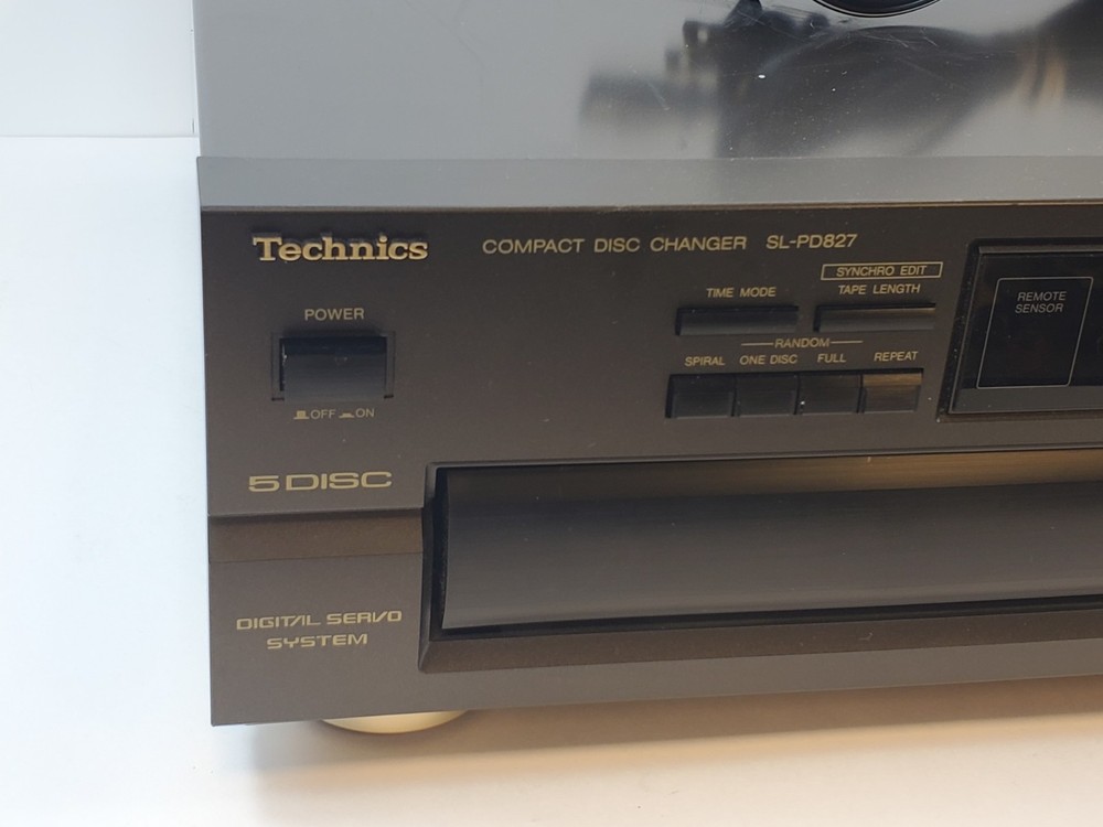 Technics SL-PD947 5 Disc Changer CD Player With Cords And Remote