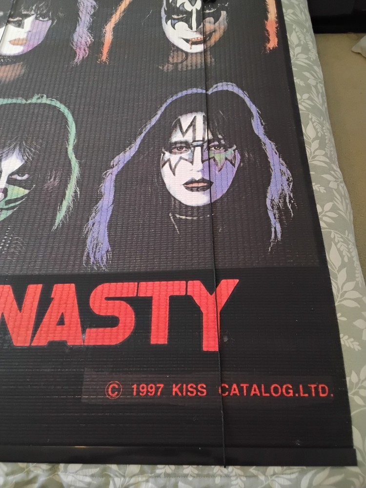 1997 KISS CATALOG DYNASTY WINDOW BLIND CURTAIN 64x34 GENE, PAUL, ACE, PETER