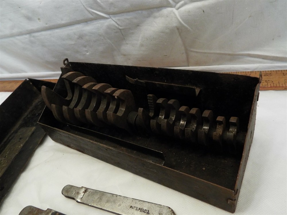 Vintage XceL Multi-Head Wrench Set 2 Handle Park Metalware Multiple Machine Box