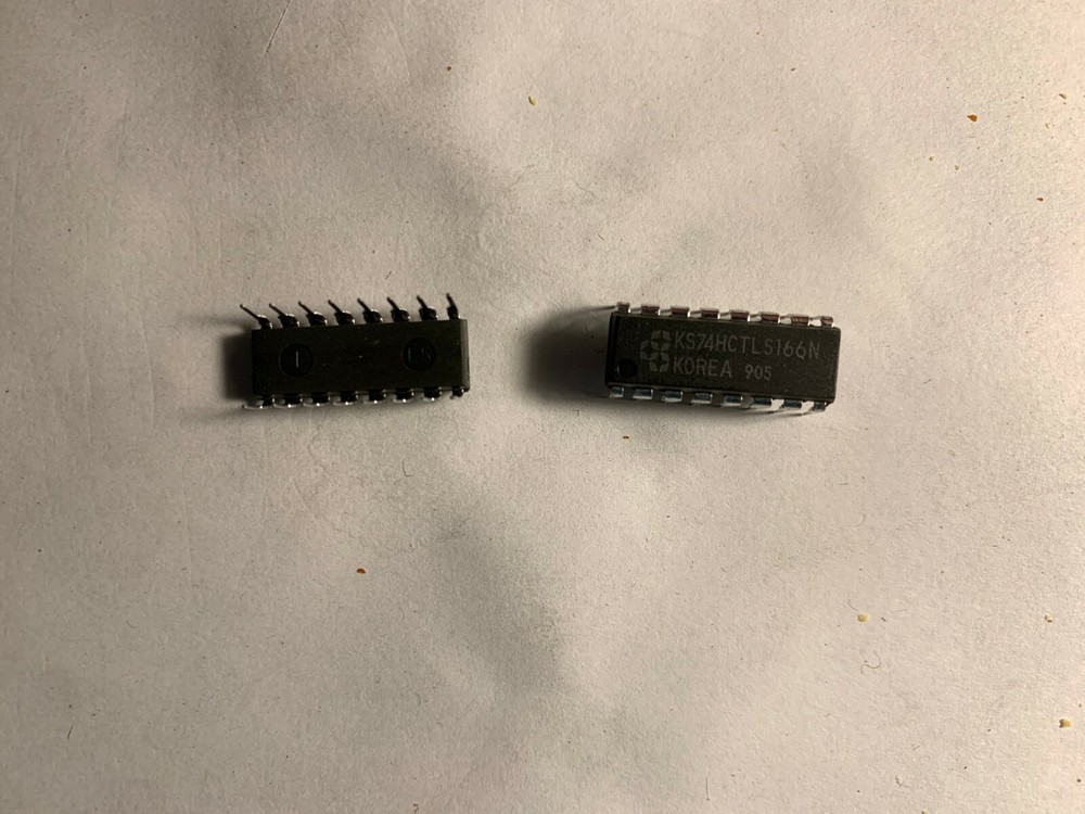 SAMSUNG IC - KS74HCTLS166N , DIP-16.