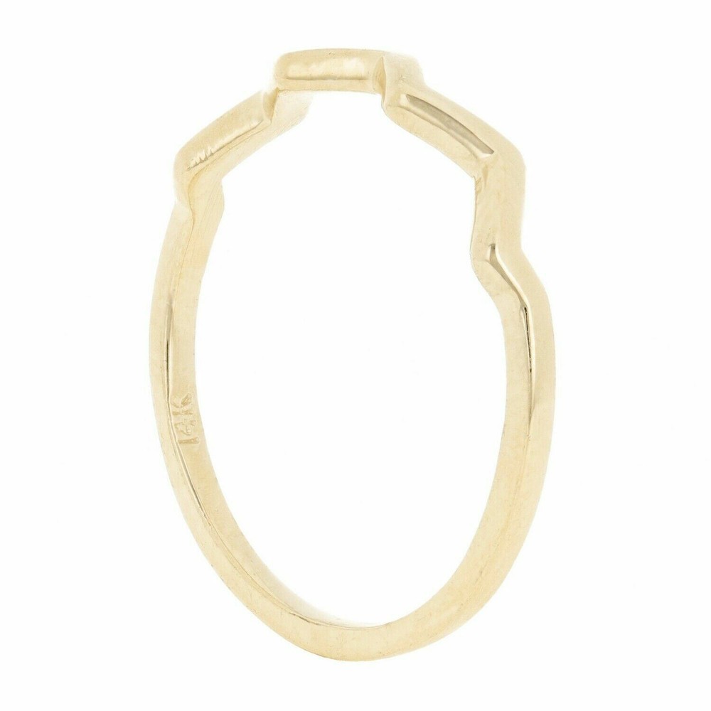 14k Yellow Gold Stackable Wave Ring 1.4 grams Size 6.75