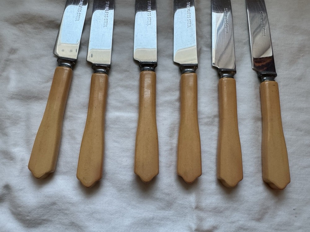 Vintage Butterscotch Bakelite Knives 6pc.