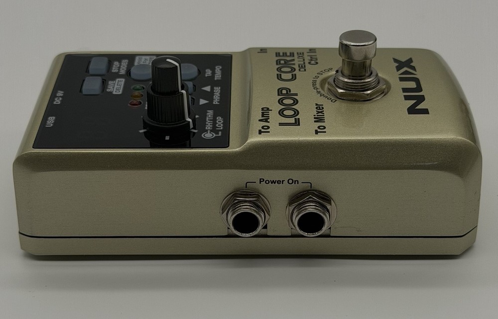 NUX Loop Core Deluxe Bundle Dual Foot Switch