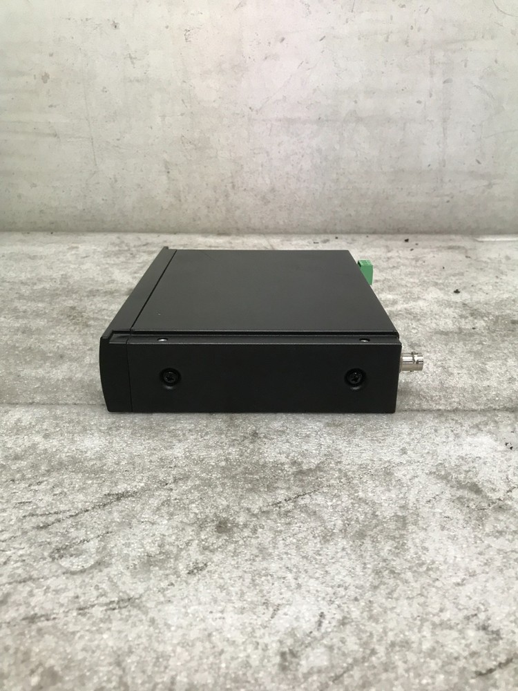 Shure SLX4 L4 & H5 Wireless Microphone Receiver