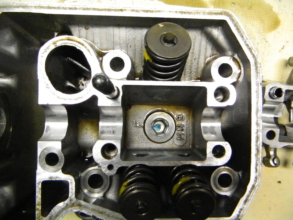 89 Honda NT650 NT 650 Hawk front engine cylinder head