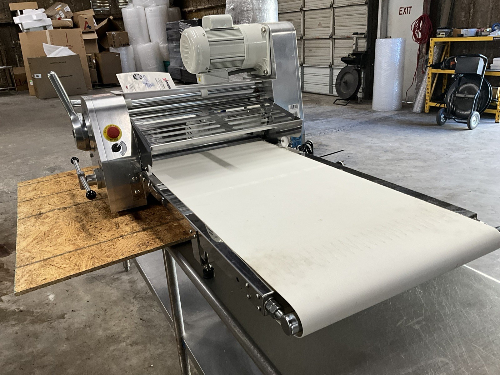 Omcan USA 42154 Countertop Reversible Dough Sheeter 20-1/2" Rollers BE-CN-2083