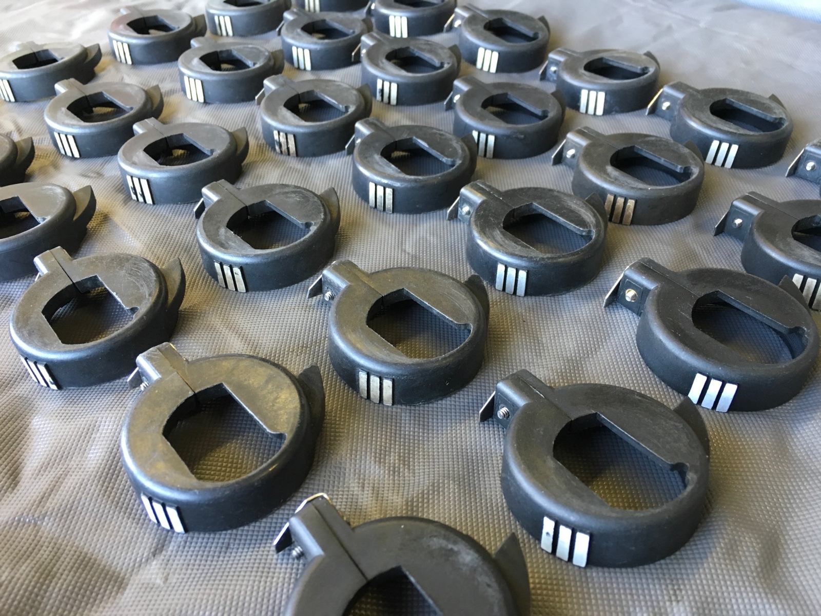 AV2000 Scott Voice Amp Amplifier Mounting Bracket P/N 804636-01