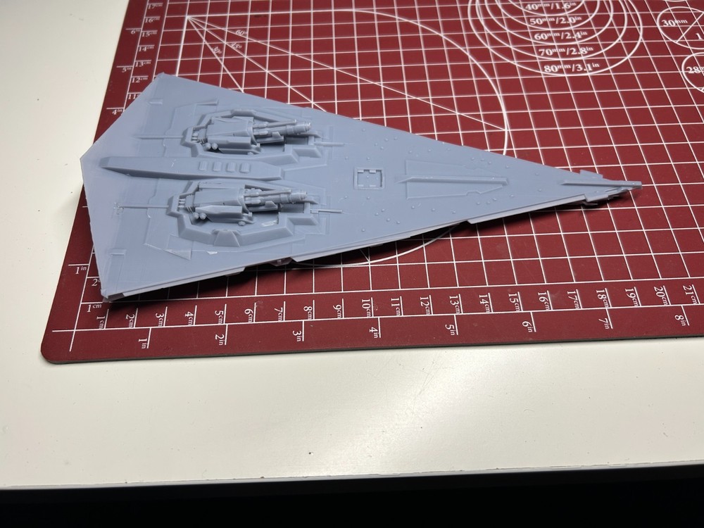 Star Wars First Order Mandator IV class miniature