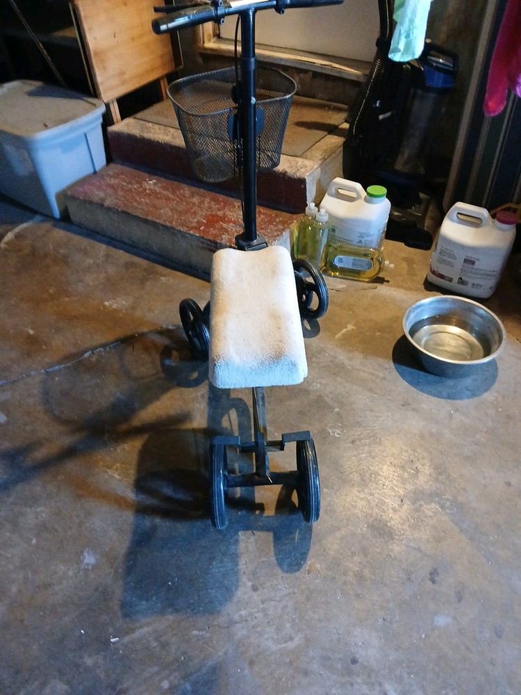 lightly used knee scooter