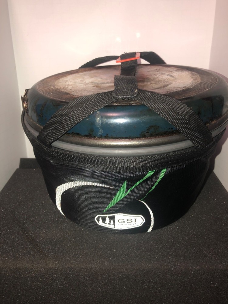 Multi piece Camping Cookware complete set