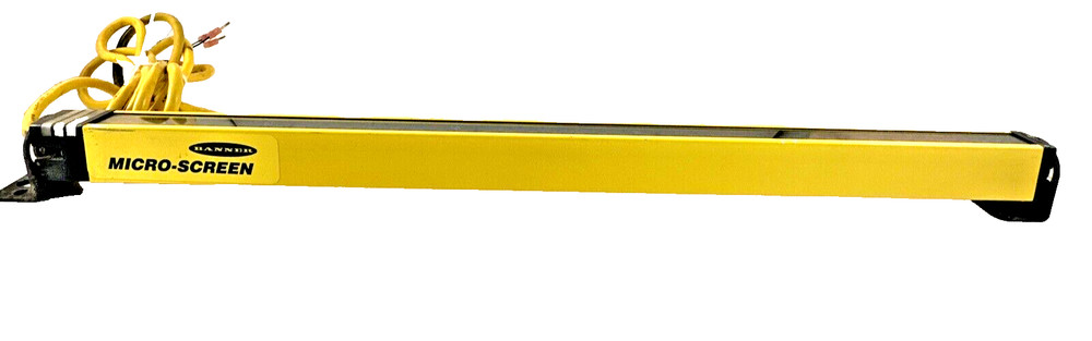 Banner USR2024Y Micro-Screen Light Curtain, used (EE1)
