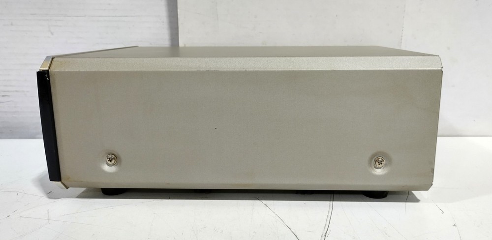 Yamaha CDX-E100 Single Disc Tray Compact Disc Vintage CD Player System