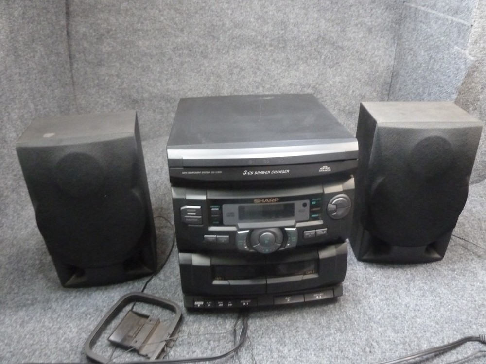 Sharp CD-C1800 Component Stereo System 3-CD Changer Dual Cassette