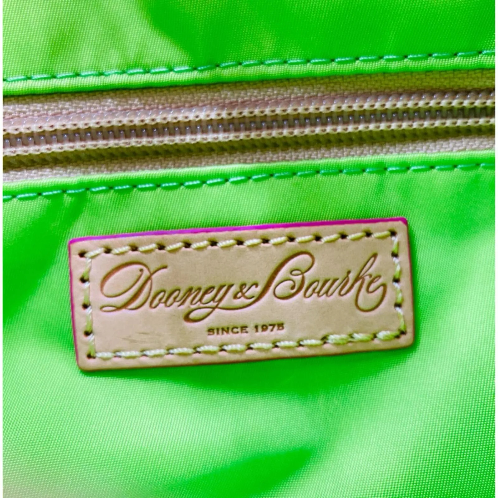 DOONEY&BOURKE Mickey Mouse Disney Collaboration Handbag Playful Disney collector