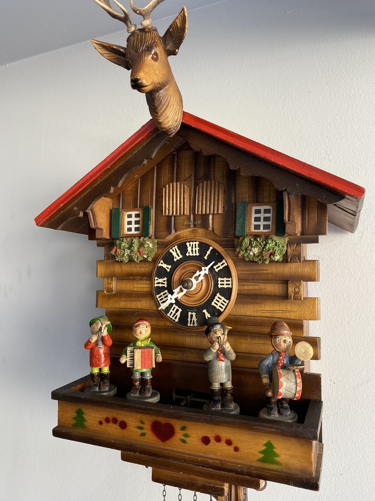cuckoo clocks vintage