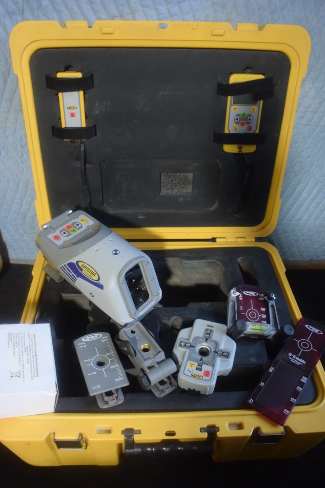 Spectra Precision Trimble Model DG813 Red Beam Straight Pipe Laser