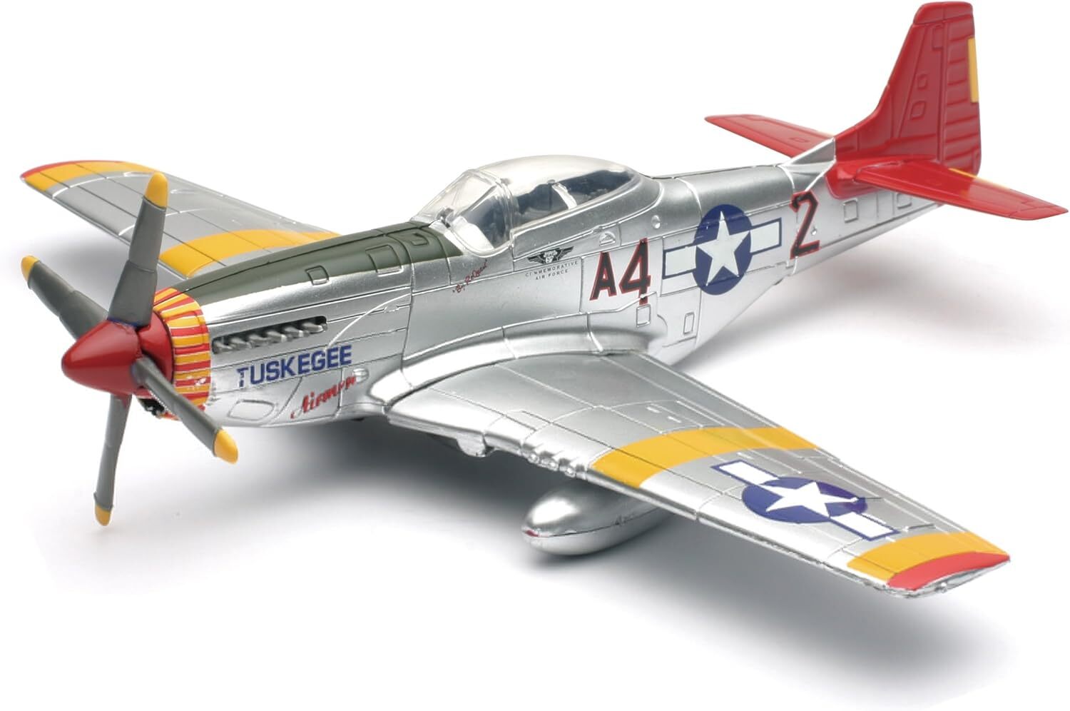 New Ray World War II Replica Fighter Air Planes ClassicAircraft P-51D Red Tails