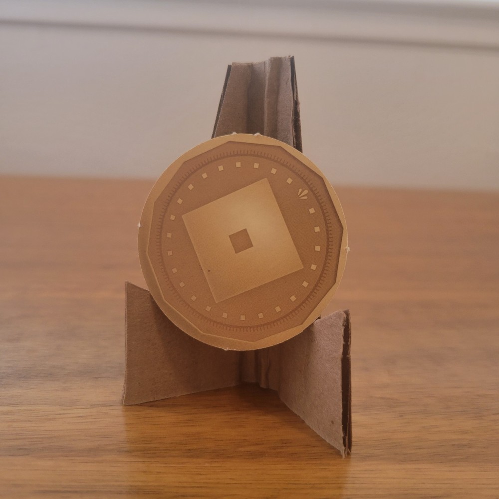 🏆 Golden Roblox Bowler - Roblox Staff Exclusive Code🏆