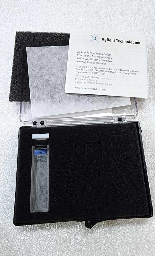 Agilent 5061-3387 Rectangular macro cell, quartz open top 10mm pathlength, 3.5mL