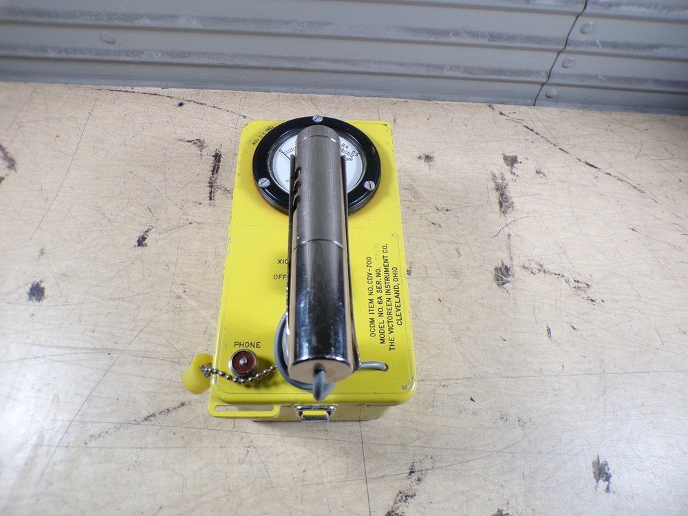 VICTOREEN CDV-700 RADIATION DETECTOR OCD 6A