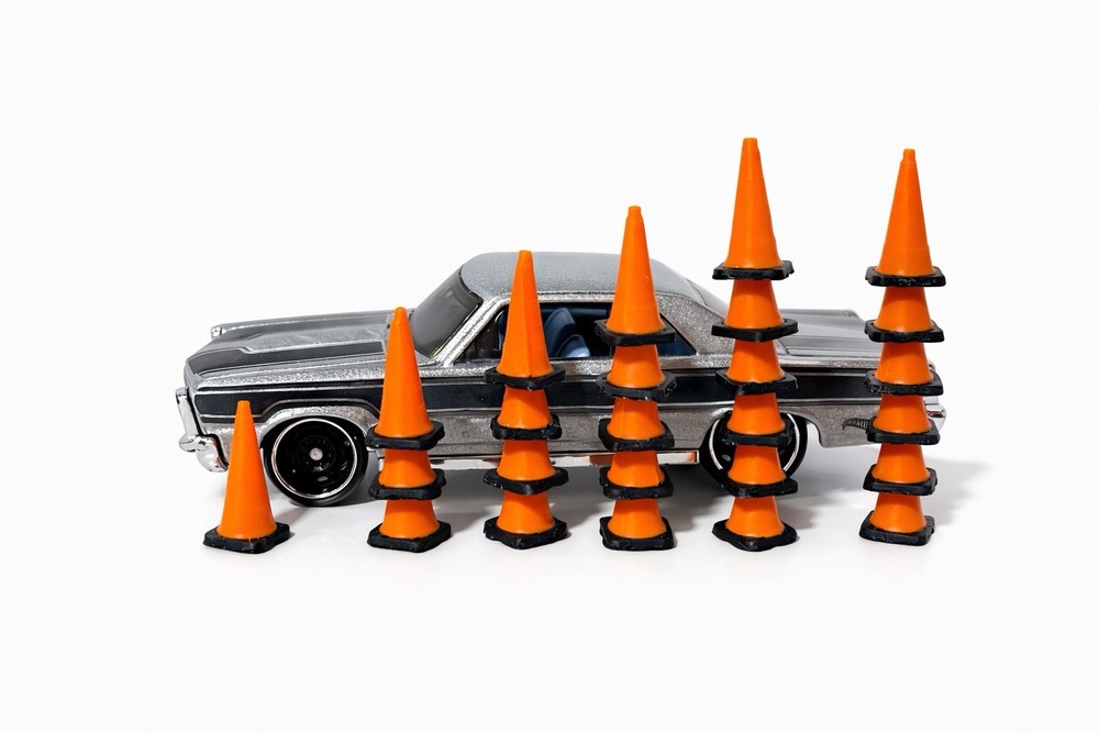 25 Pack  1:64 Scale Orange Traffic Cones Black Base 13mm H, 7mm W, Stackable