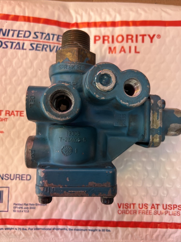 Bendix Trailer Brake Valve T-294836-C
