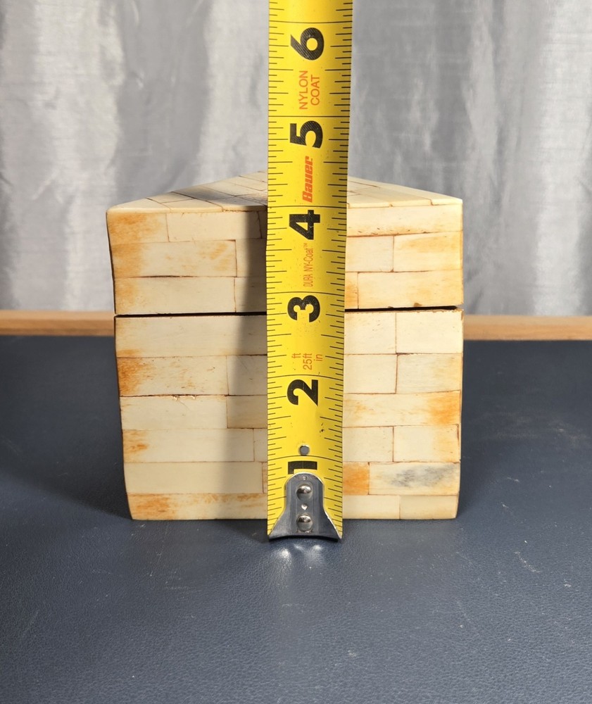 Triangular Jewelry Small Container. Decorative, Bone Inlay CraftsmanshipPyramid