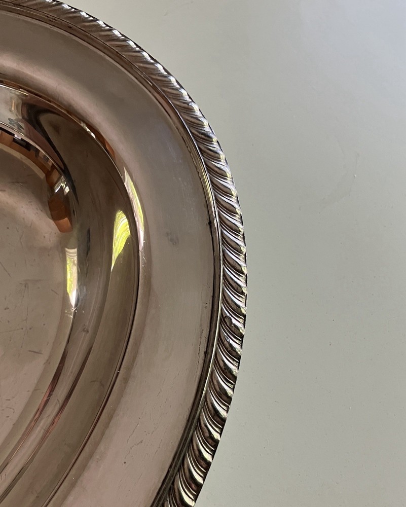 15” WM Rogers Covered Casserole #4012 Silver plate