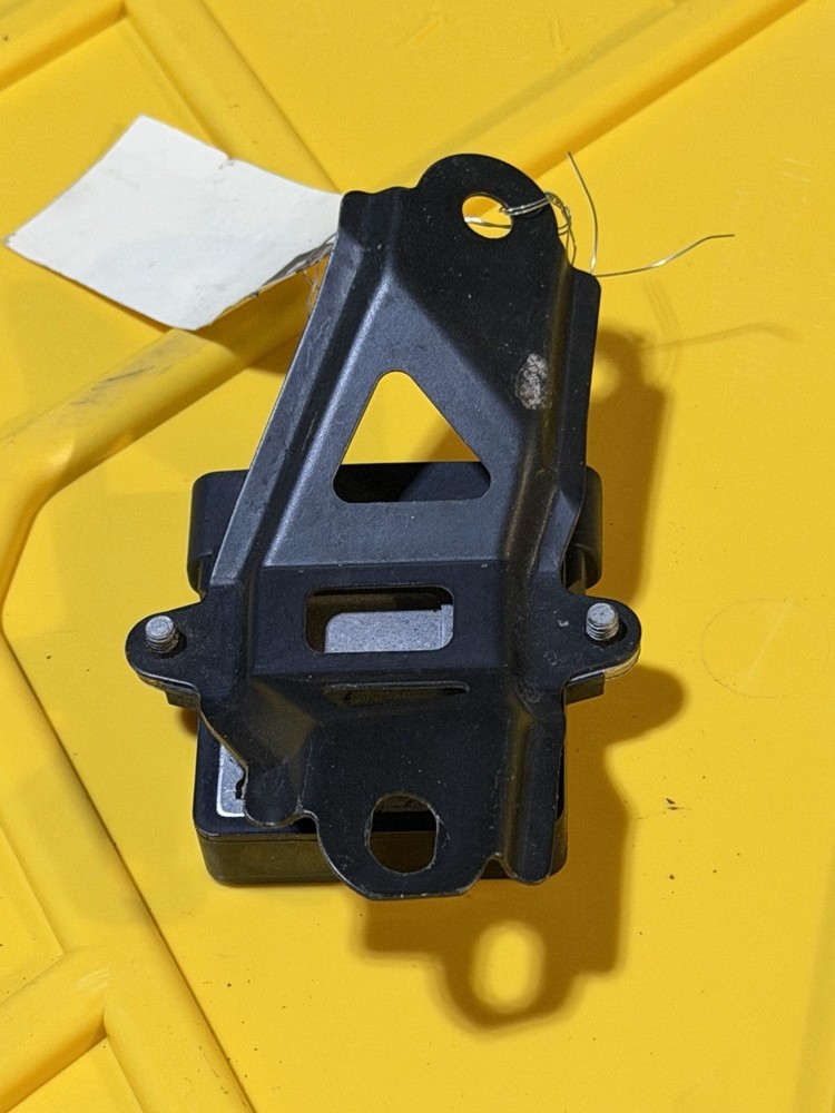 2001-2005 Lexus IS300 OEM Igniter Ignition Module Computer GOOD CONDITION