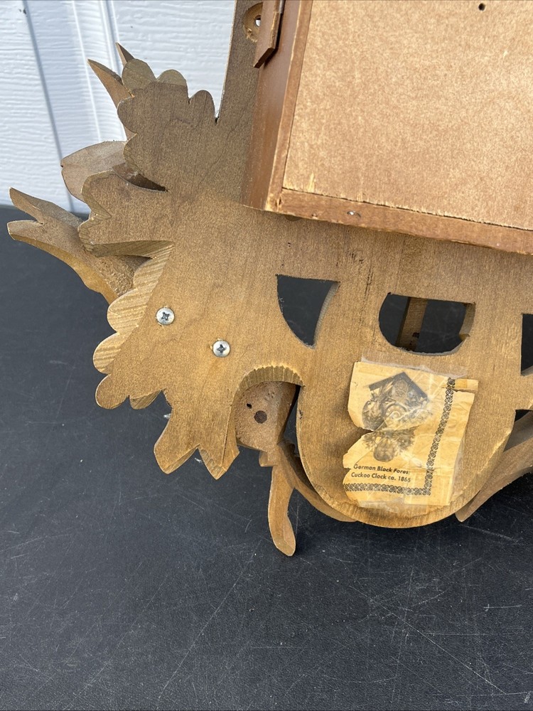Vintage CUCKOO CLOCK READ DESCRIPTION