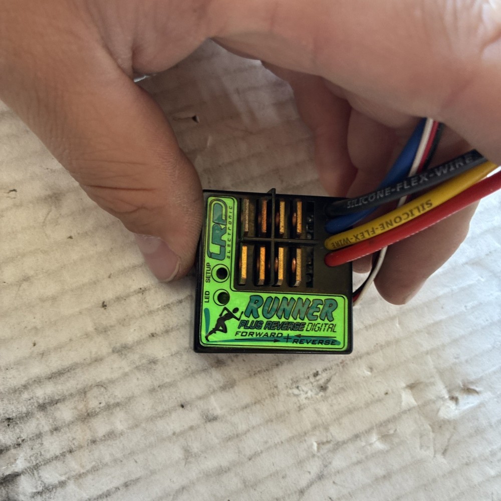 Vintage LRP Electronic Speed Controller RUNNER PLUS REVERSE DIGITAL 8305 ESC